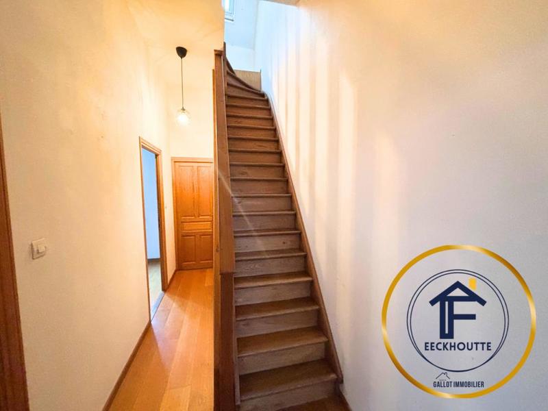 Maison - 140 m² - 5 pièces