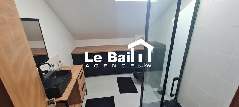 Maison - 152 m² - 6 pièces