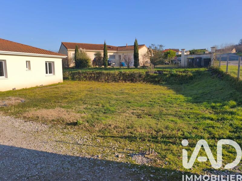 Maison - 104 m² - 6 pièces