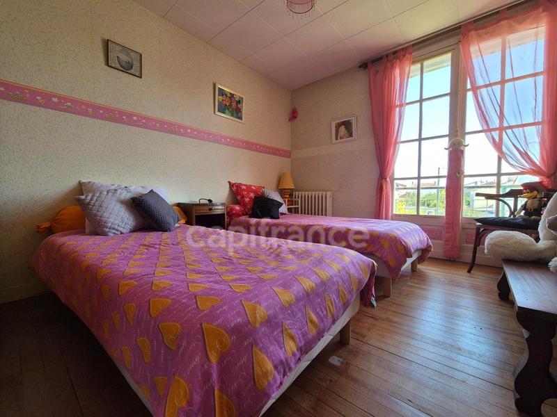 Maison - 190 m² - 7 pièces