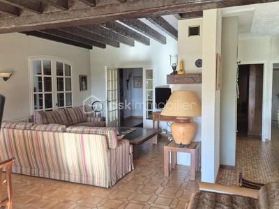 Maison - 183 m² - 6 pièces