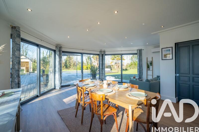 Maison - 480 m² - 16 pièces