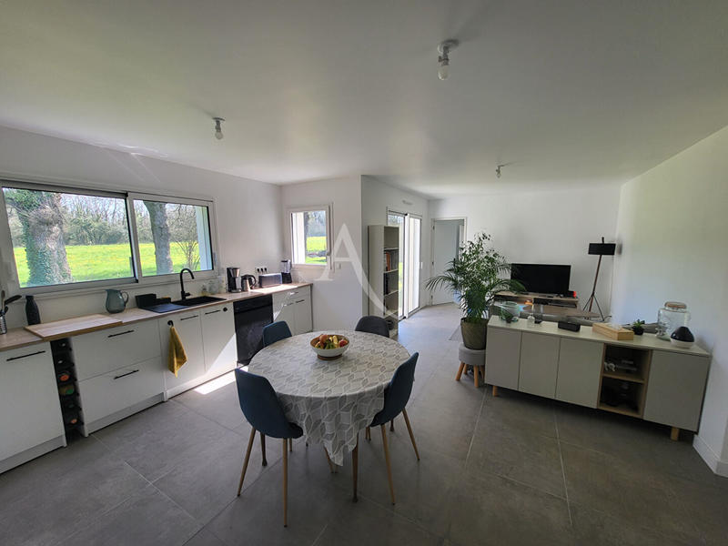 Maison - 155 m² - 8 pièces