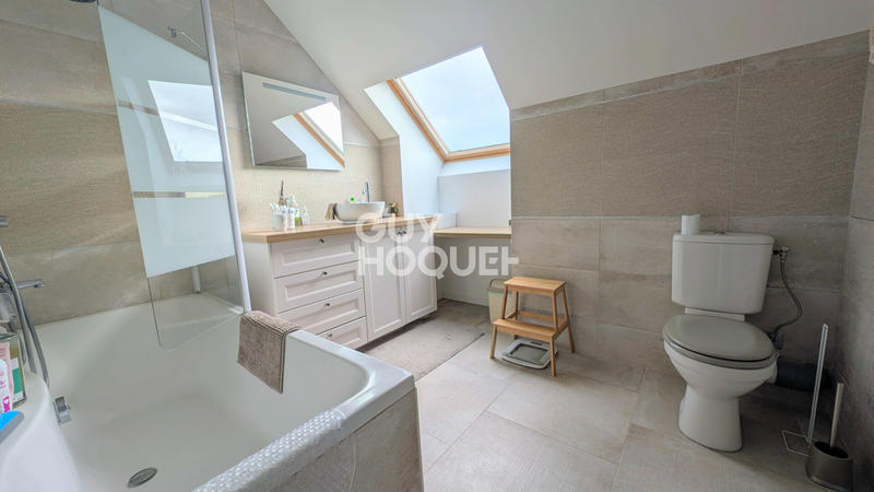 Maison - 108 m² - 6 pièces