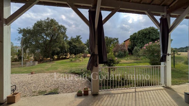 Maison - 342 m² - 14 pièces