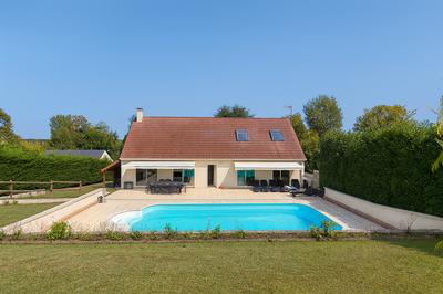 Maison - 200 m² - 6 pièces