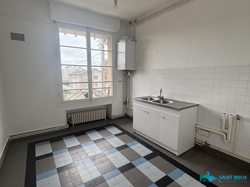 Appartement - 111 m² - 4 pièces