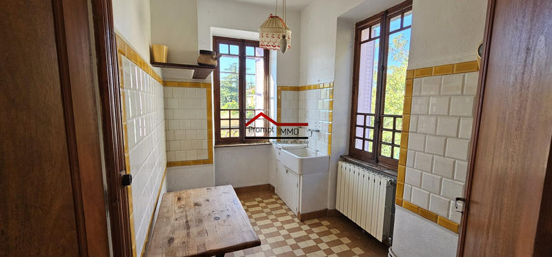 Maison - 160 m² - 5 pièces
