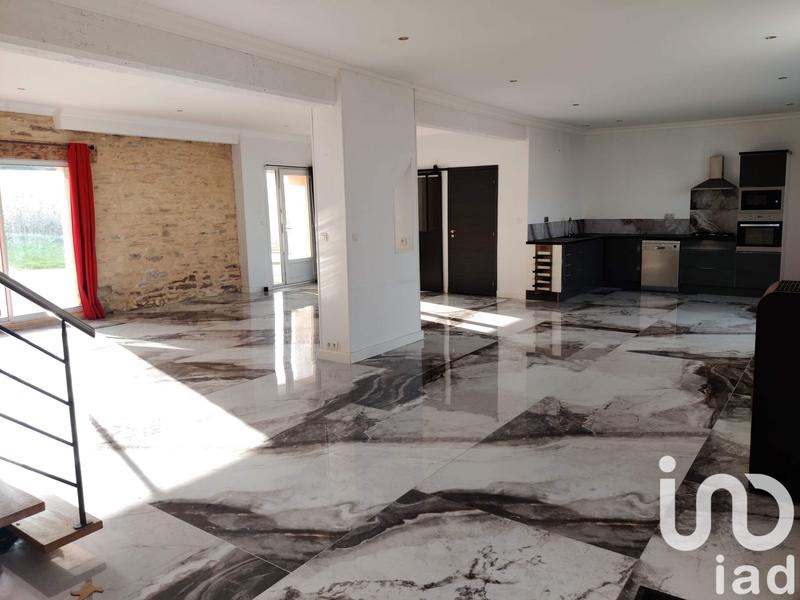 Maison - 197 m² - 6 pièces