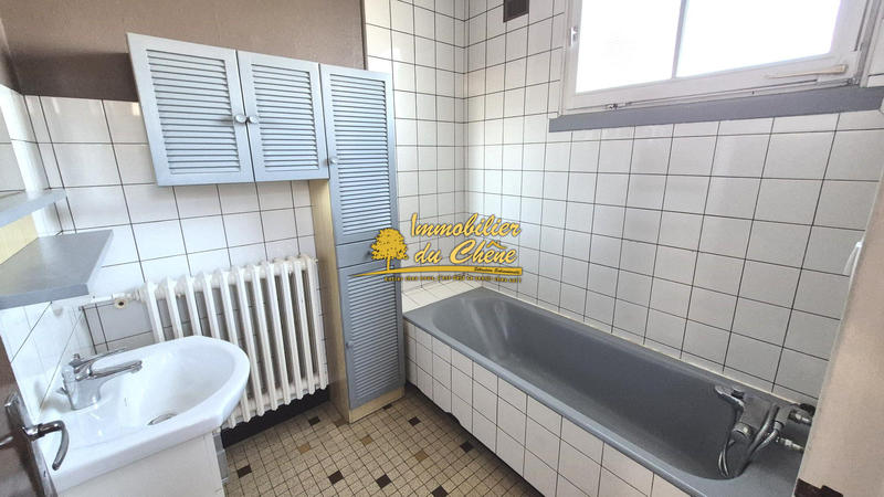 Maison - 99 m² - 5 pièces