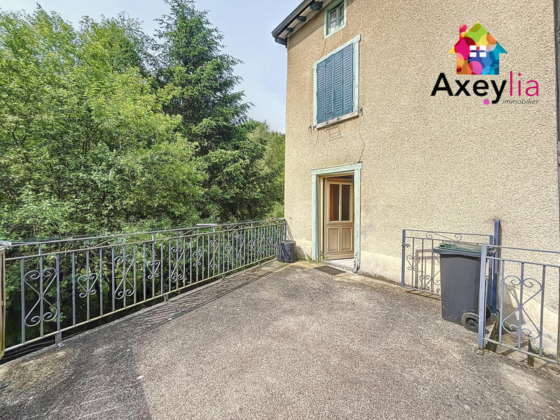 Maison - 180 m² - 7 pièces