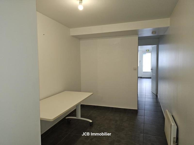 Bureau - 47 m² - 2 pièces