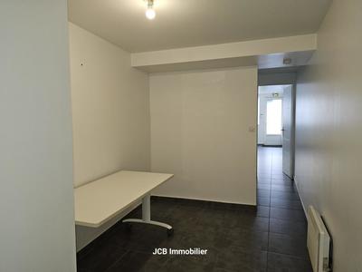 Bureau - 47 m² - 2 pièces