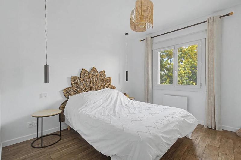 Maison - 104 m² - 6 pièces