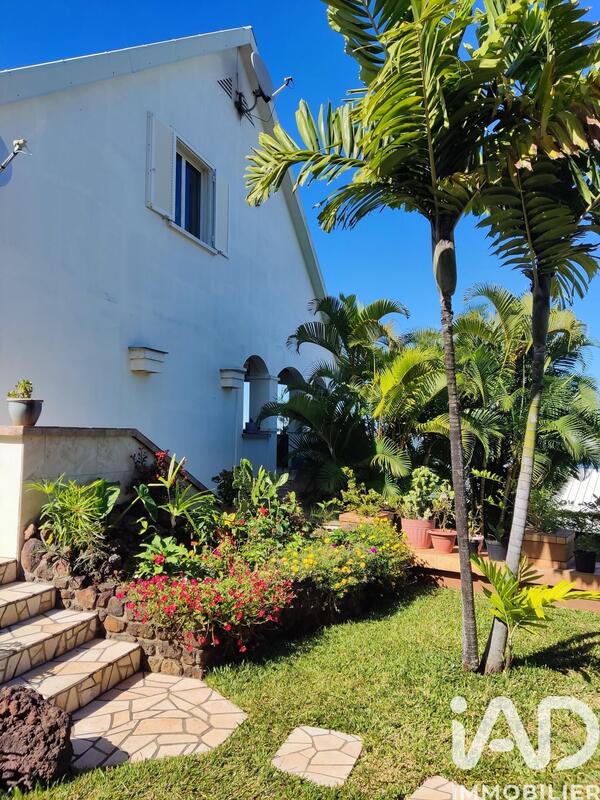 Maison - 246 m² - 6 pièces