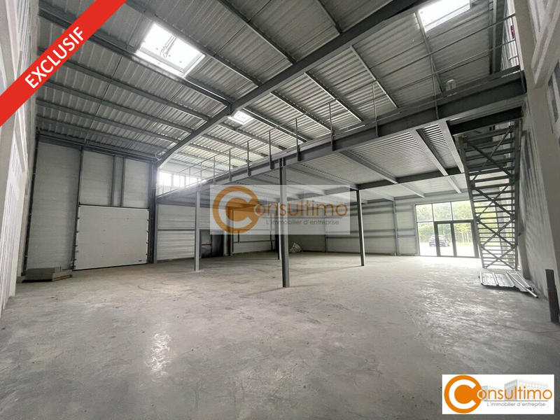 Local d'activité / Entrepôt - 511 m²