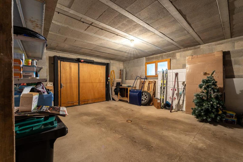 Appartement - 219 m² - 6 pièces