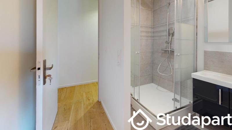 Chambre - 12 m² - 1 pièce