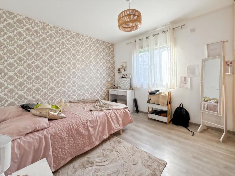 Maison - 143 m² - 5 pièces