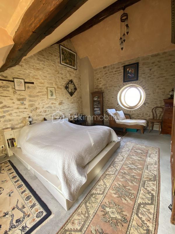 Corps de ferme - 237 m² - 9 pièces