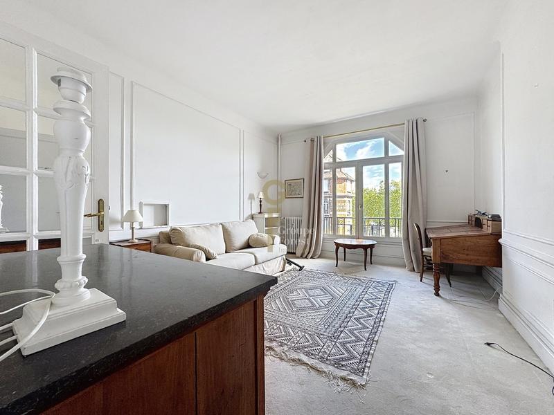 Appartement - 125 m² - 4 pièces