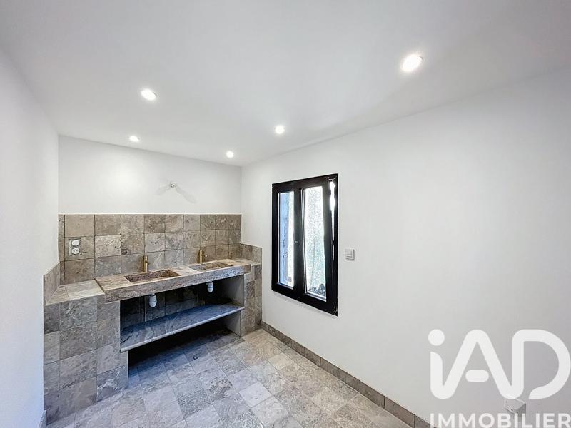 Maison - 180 m² - 5 pièces