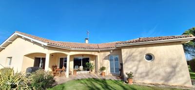 Villa - 174 m² - 8 pièces