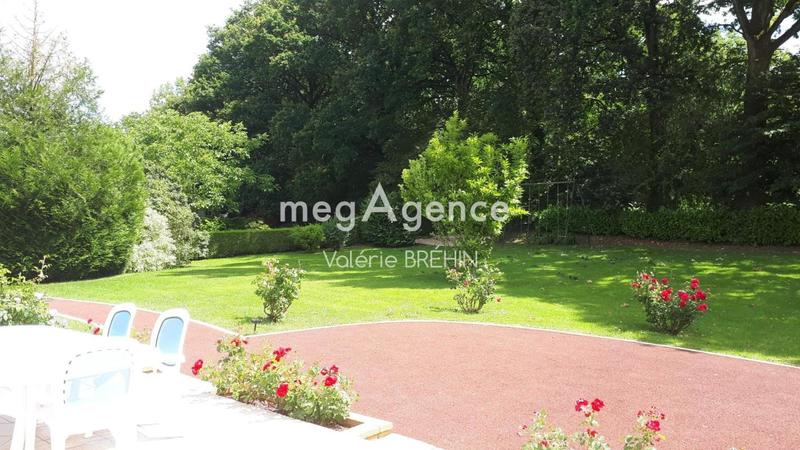 Maison - 174 m² - 7 pièces