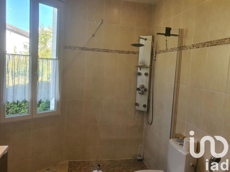 Maison - 191 m² - 7 pièces