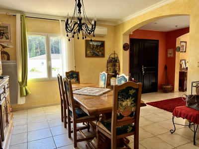 Maison - 178 m² - 5 pièces