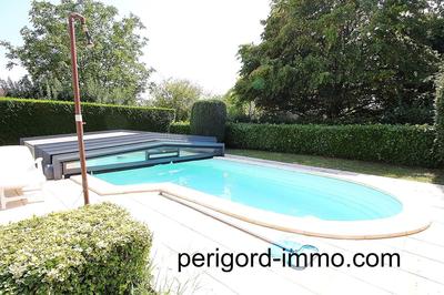 Maison traditionnelle - 95 m² - 7 pièces