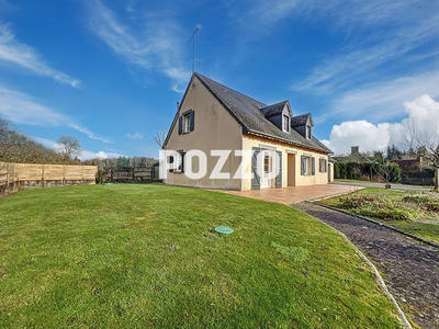 Maison - 159 m² - 6 pièces