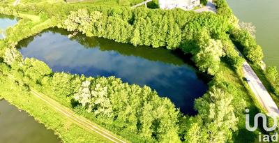 Terrain - 24 437 m²