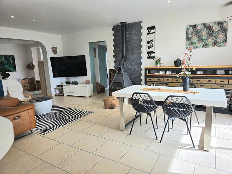 Maison - 145 m² - 8 pièces