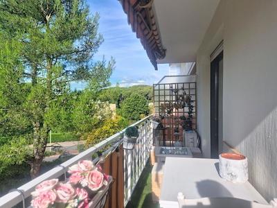 Appartement - 76 m² - 4 pièces