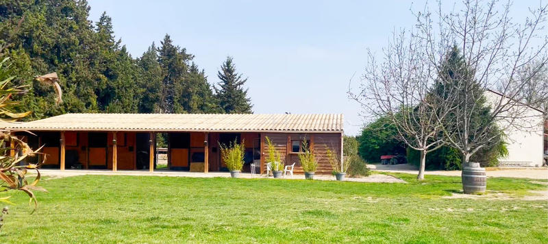 Maison - 260 m² - 11 pièces