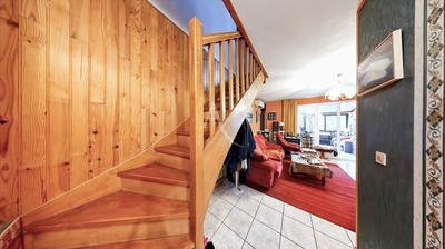 Maison - 99 m² - 4 pièces