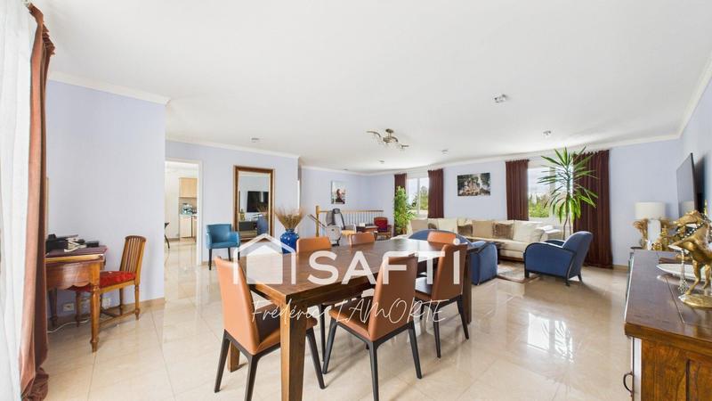 Maison de village - 145 m² - 6 pièces