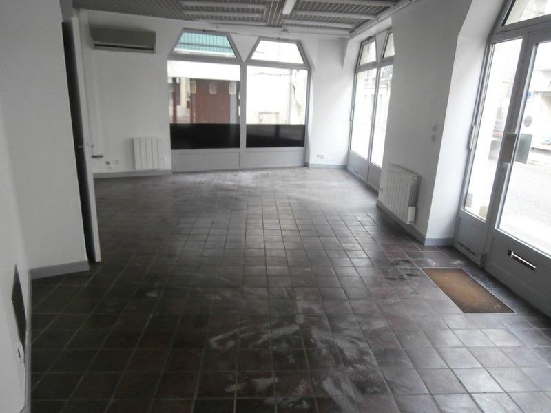 Local d'activité / Entrepôt - 95 m² - 4 pièces