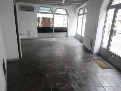 Local d'activité / Entrepôt - 95 m² - 4 pièces