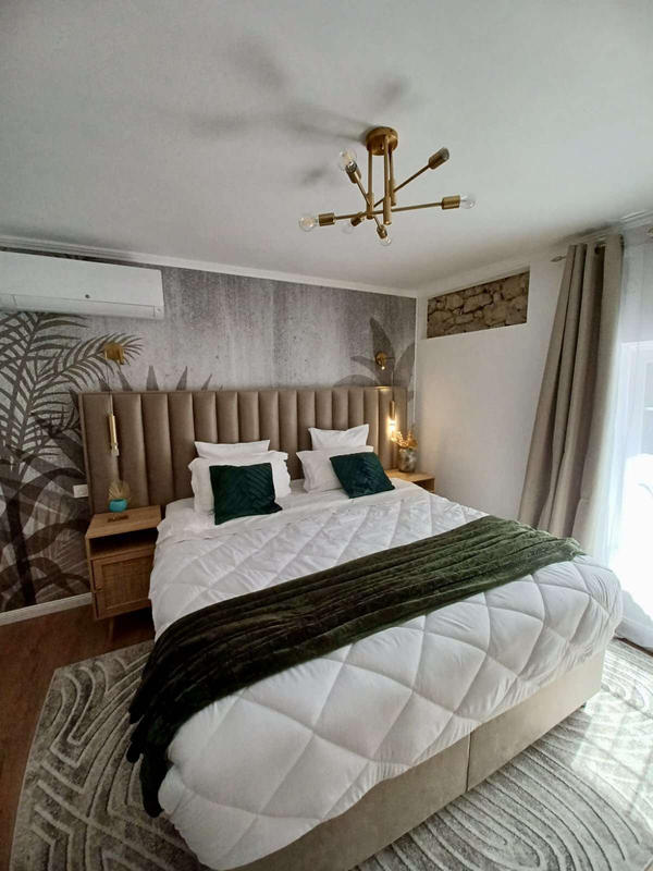 Maison - 170 m² - 5 pièces