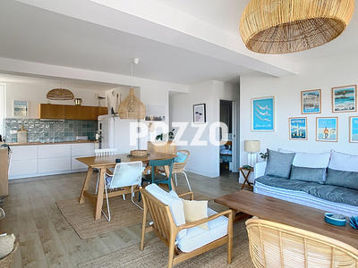 Maison - 170 m² - 8 pièces