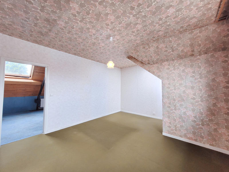 Maison - 146 m² - 6 pièces