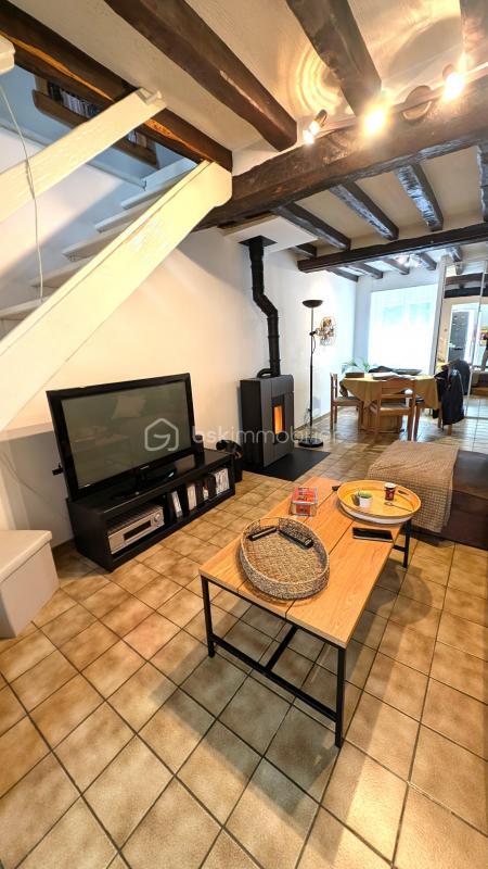 Maison ancienne - 92 m² - 8 pièces