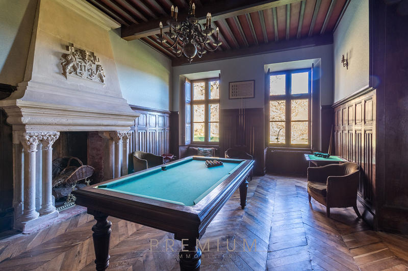 Demeure - 890 m² - 27 pièces