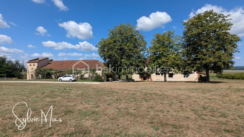 Maison - 145 m² - 5 pièces