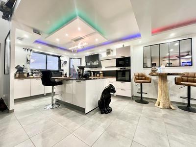 Maison - 125 m² - 6 pièces
