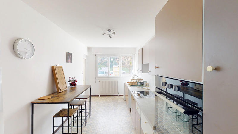 Appartement - 94 m² - 4 pièces