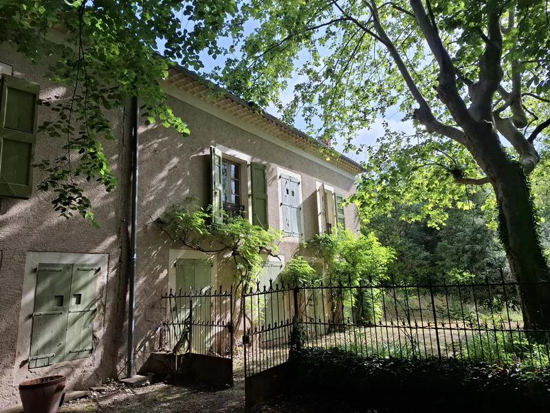 Propriété - 502 m² - 15 pièces