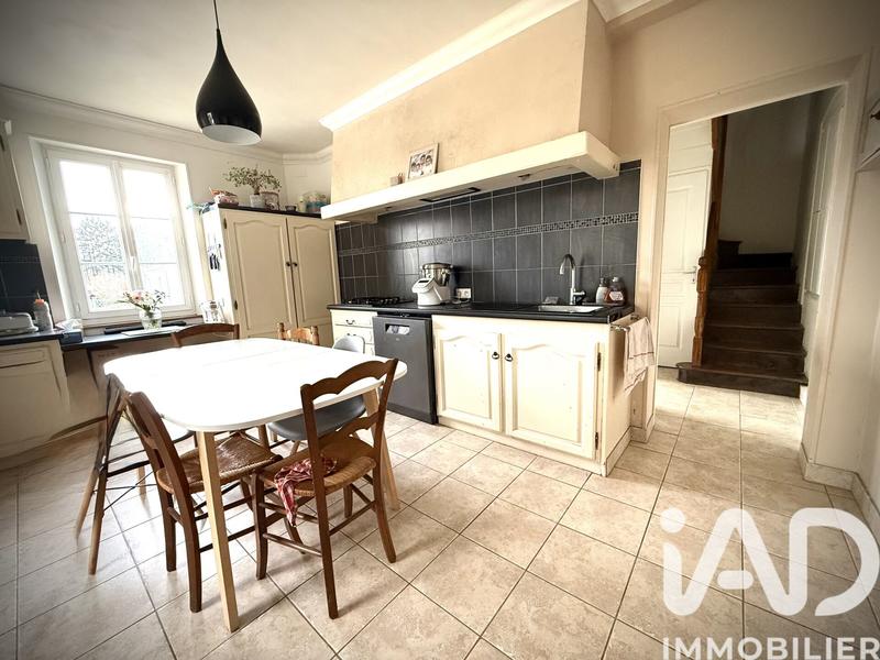 Maison - 134 m² - 7 pièces